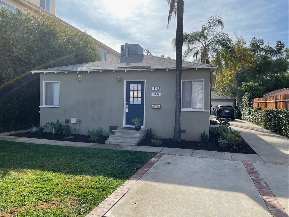 14132 Tiara St in Van Nuys, CA - Building Photo