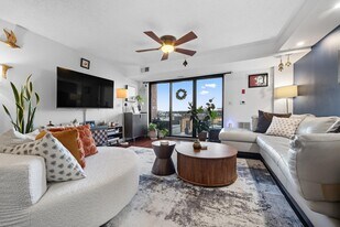 700 1st St in Hoboken, NJ - Building Photo