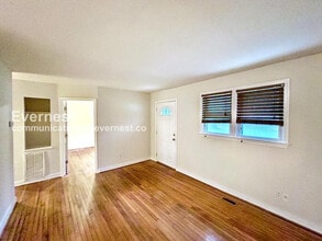 12364 Mason Ave in Chester, VA - Building Photo - Building Photo