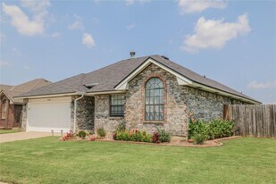 13000 S Robinson Ave in Oklahoma City, OK - Building Photo