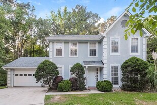 435 Standing Rock Dr in Atlanta, GA - Building Photo