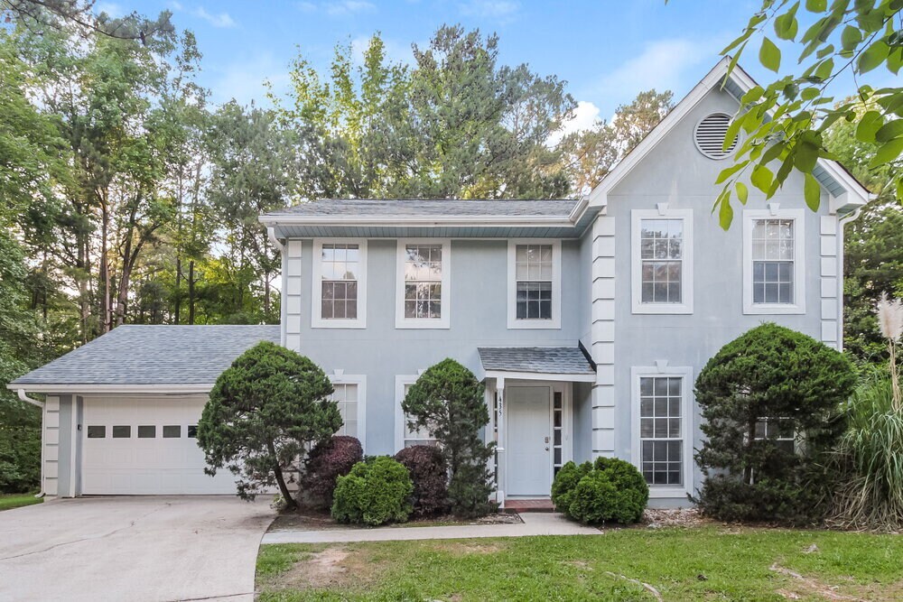 435 Standing Rock Dr in Atlanta, GA - Building Photo