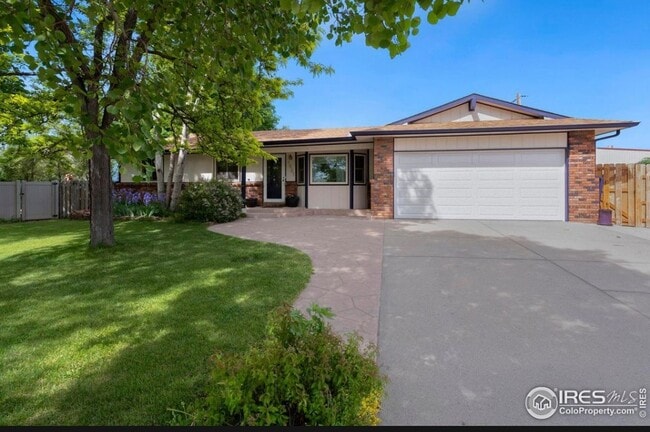 property at 1621 Kennedy Ave