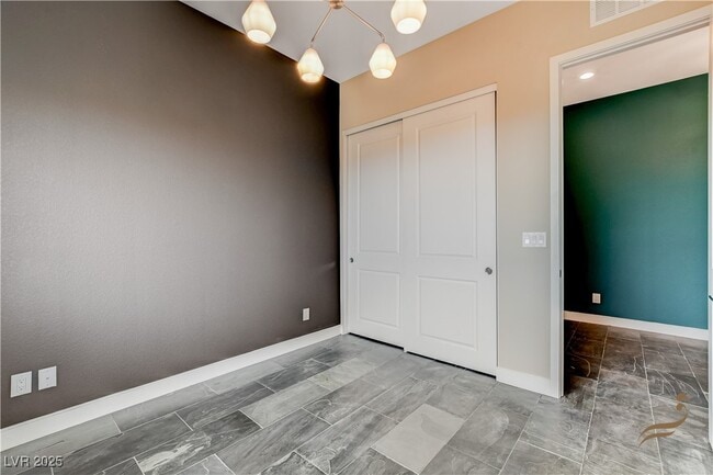 property at 11837 Grassy Pln Ave