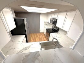 4557 N O'Connor Rd, Unit 1283 in Irving, TX - Building Photo