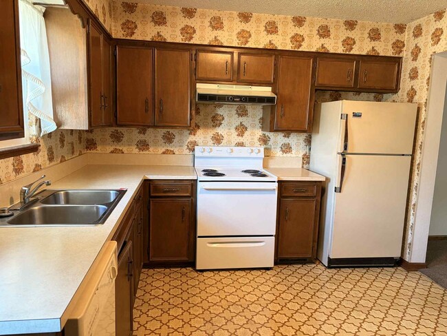 2148-2150 Forest Dr in Carthage, MO - Building Photo - Building Photo