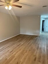 304 E Hickory St in Kaufman, TX - Building Photo - Building Photo