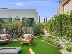 2512 16th St in Santa Monica, CA - Building Photo - Building Photo