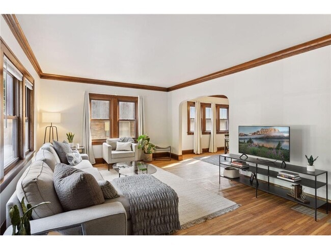 953 17th Ave SE in Minneapolis, MN - Building Photo - Building Photo