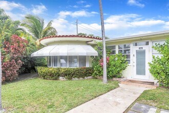 625 93rd St in Surfside, FL - Building Photo - Building Photo