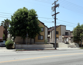 Primrose Terrace Apartments in Los Angeles, CA - Building Photo - Building Photo