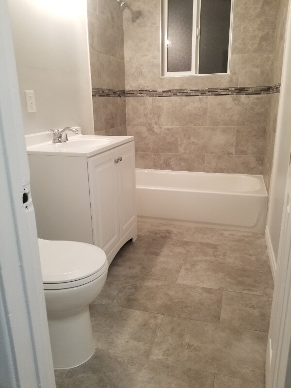 2505 W Compton Blvd-Unit -B in Compton, CA - Building Photo - Building Photo