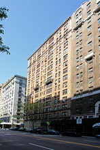 585 West End Ave in New York, NY - Building Photo - Building Photo