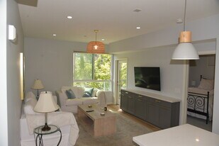 12655 Bluff Creek Dr, Unit 232 in Los Angeles, CA - Building Photo