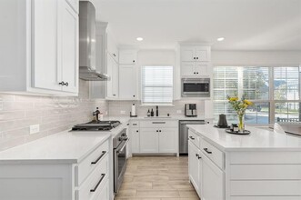 610 Cobblestone Ln in Irving, TX - Building Photo - Building Photo