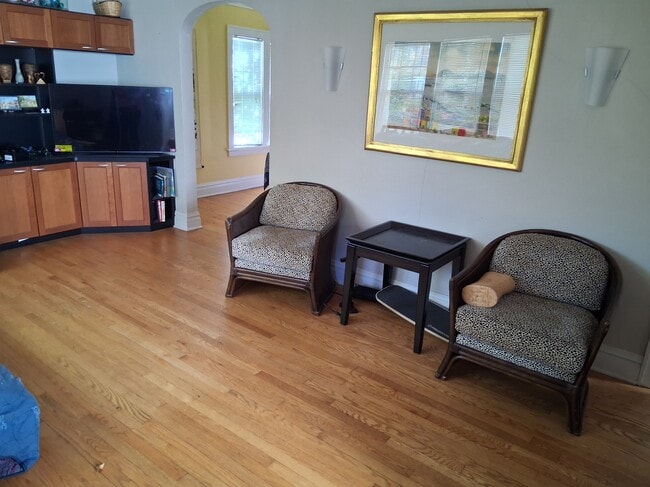 property at 620 Sheldon St