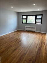 522 Taylor Ave in Bronx, NY - Building Photo - Building Photo