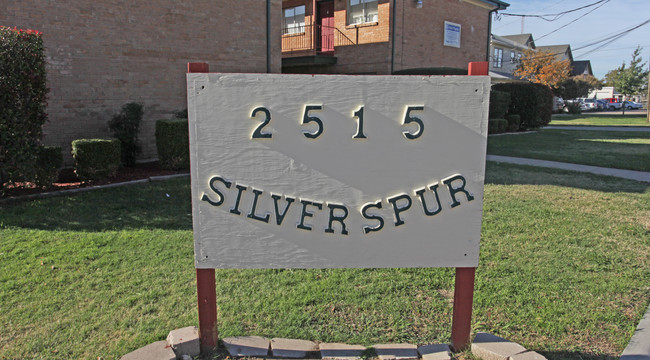 Silver Spur Apartments in Denton, TX - Building Photo - Building Photo