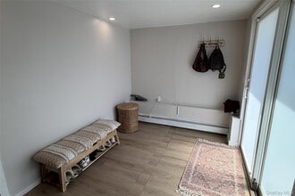 71 E Lido Promenade in Lindenhurst, NY - Building Photo - Building Photo