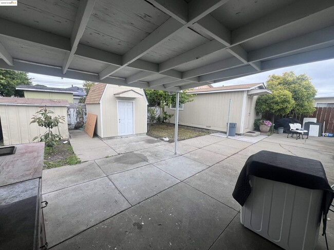 2923 Devon Way in San Pablo, CA - Building Photo - Building Photo