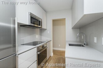 288 Chestnut Hill Ave, Unit #12A in Boston, MA - Foto de edificio - Building Photo