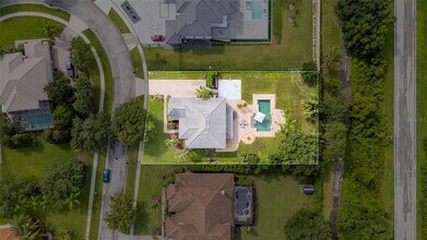 10542 Wittenberg Way in Orlando, FL - Building Photo - Building Photo