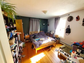 66 Mystic St, Unit 2 in Arlington, MA - Building Photo - Building Photo