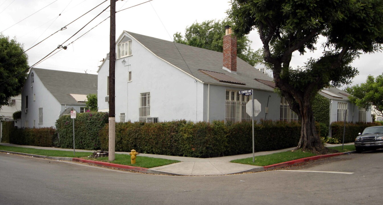 1149 N El Centro Ave in Los Angeles, CA - Building Photo