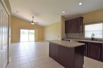 2159 Victoria Falls Dr in Orlando, FL - Building Photo - Building Photo