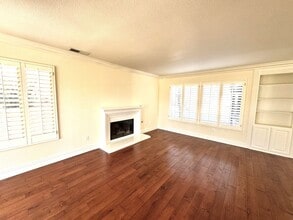 520 Clinton Cir in Corona, CA - Building Photo - Building Photo