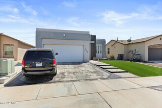 1904 William Caples St in El Paso, TX - Building Photo - Building Photo
