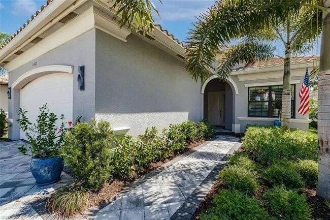 4482 Crimson Ave in Naples, FL - Building Photo - Building Photo