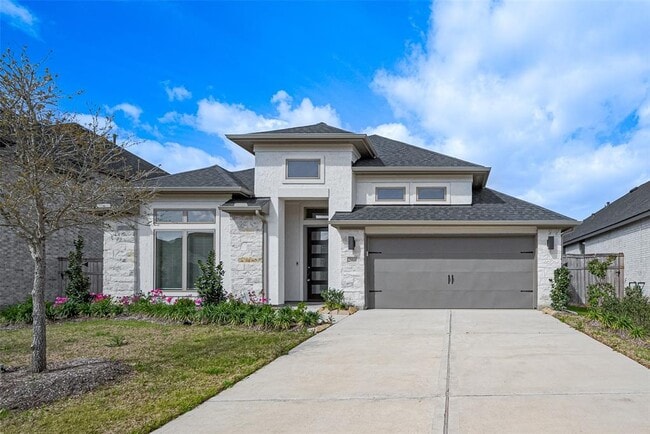 property at 29808 Breezy Pnes Lp