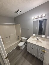 728 Gatehouse Pl in Lexington, KY - Foto de edificio - Building Photo