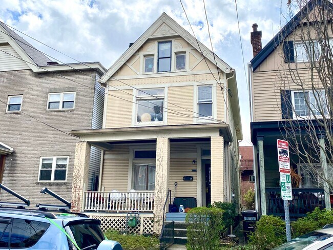 property at 5522 Kentucky Ave