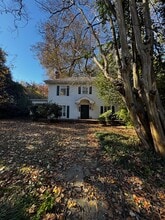 1821 Glenwood Ave in Raleigh, NC - Building Photo - Building Photo