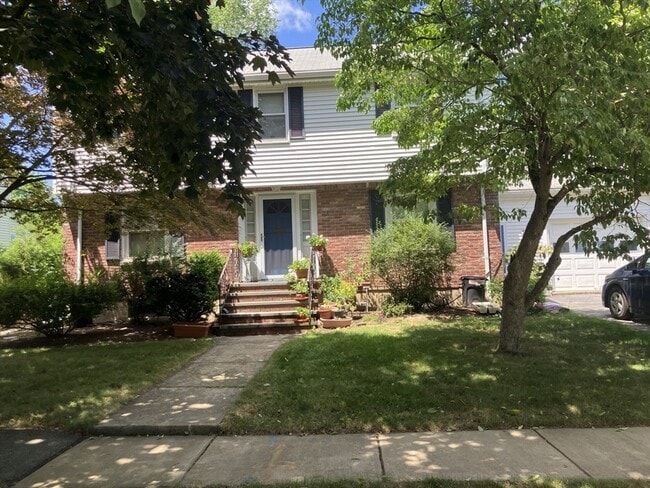 property at 28 Coolidge Rd
