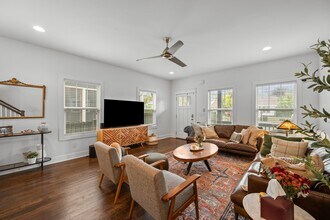 1126A Cahal Ave in Nashville, TN - Building Photo - Building Photo