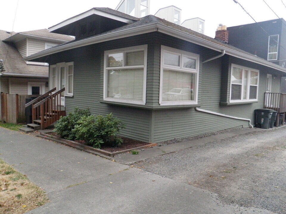 455 14th Ave in Seattle, WA - Building Photo