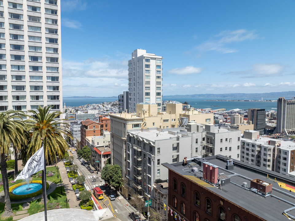 840 Powell St in San Francisco, CA - Building Photo