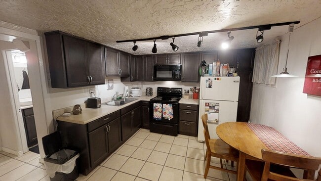 property at 441 600 E