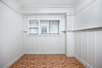 1418 W Jefferson Blvd in Los Angeles, CA - Building Photo - Building Photo