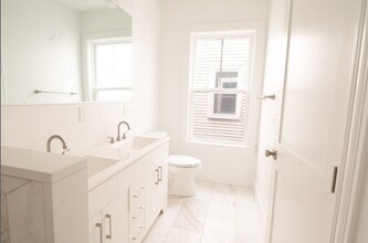 8 Brookside Ave, Unit 2 in Boston, MA - Building Photo - Building Photo