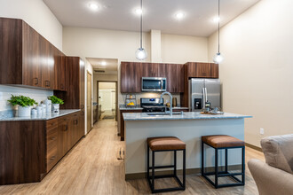 Brownstone Apartments in Las Vegas, NV - Building Photo - Building Photo