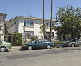 1220 N McCadden Pl in Los Angeles, CA - Building Photo - Building Photo