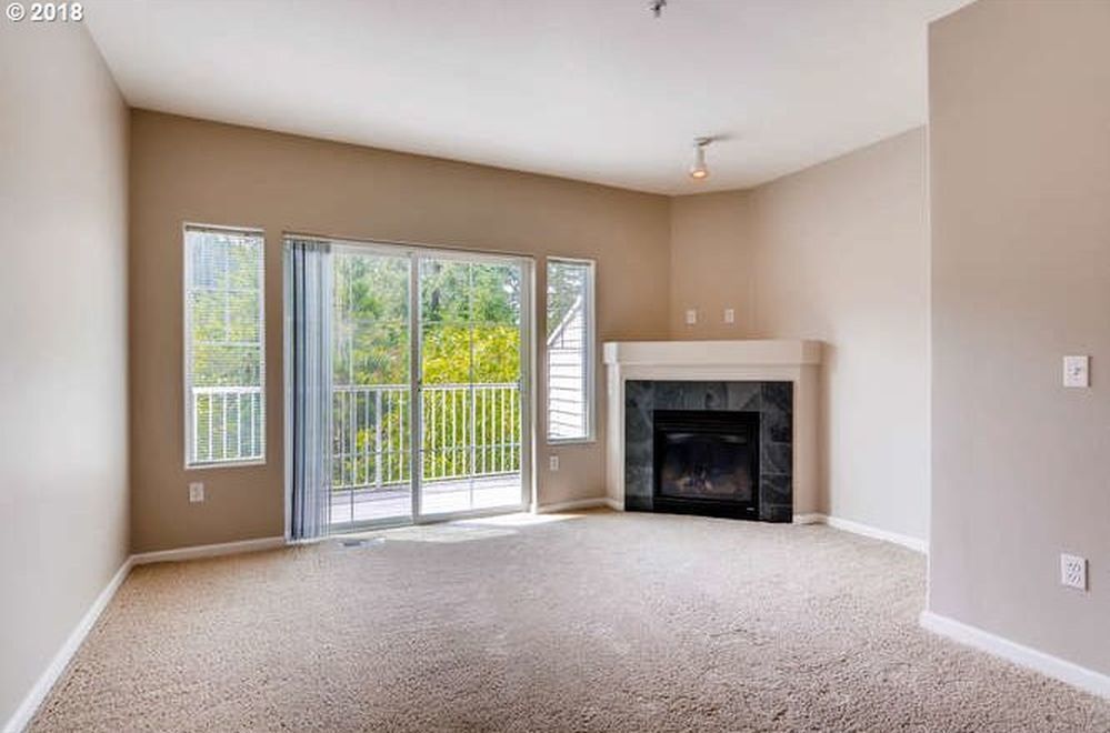 15330 SW Mallard Dr in Beaverton, OR - Building Photo