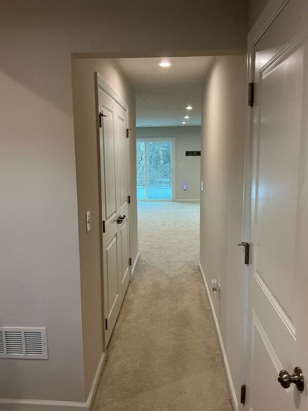 836 Blackcomb Dr in Cincinnati, OH - Building Photo - Building Photo