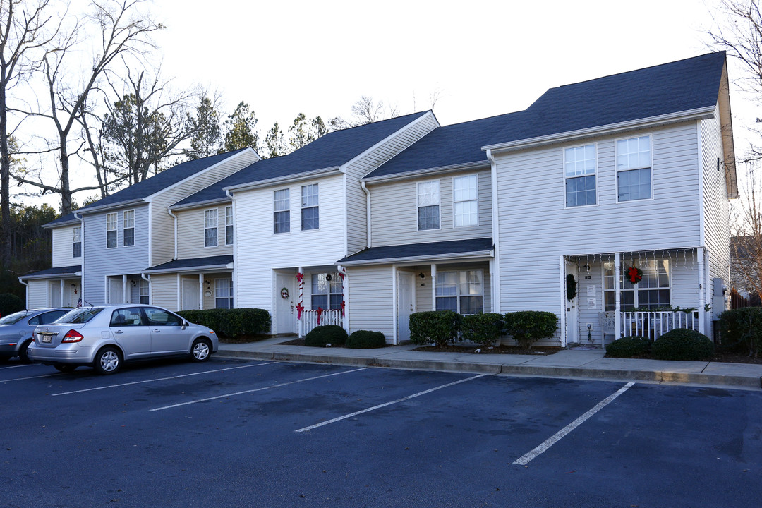 The Gardens Townhome Apartments in Jackson, GA - Building Photo