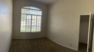 39514 Terrill Ct in Temecula, CA - Building Photo - Building Photo