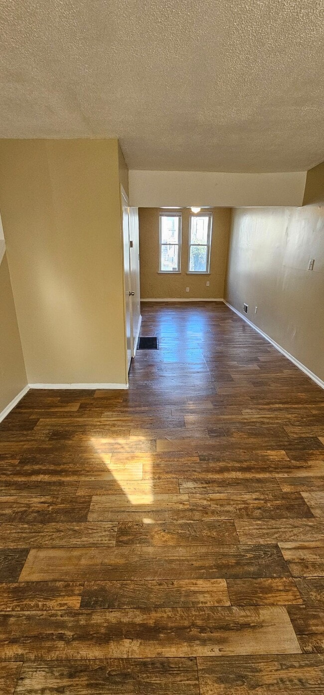 2704 Lauretta Ave in Baltimore, MD - Building Photo - Building Photo